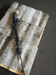 STYRVÄXEL MITSUBISHI SIGMA 91'05