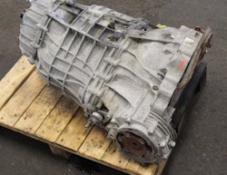Audi A4 S4 växellåda lla 0aw300045L