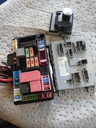 DATABOX MED NYCKLAR MB