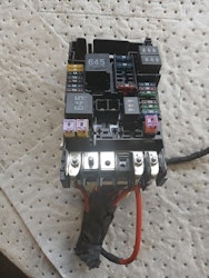 FUSEBOX UNIT VW