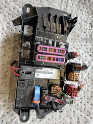 DATABOX MED FUSEBOX UNIT VW