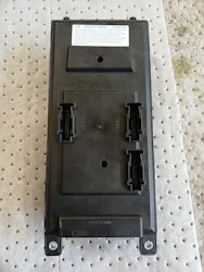 LANDROVER RANGE FUSEBOX UNIT