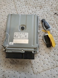 DATABOX MED NYCKLAR MB