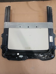 Landrover range rover Overhead Sun Moon Roof Window Frame w/ Window