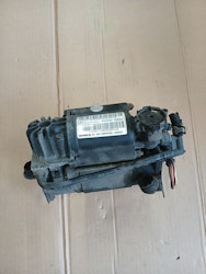 Kompressor stöt / luftfjädring MB