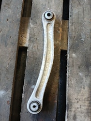 Bärarm bak vw Touareg 11-18