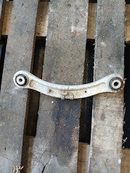 Bärarm bak vw Touareg 11-18