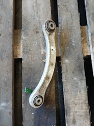 Bärarm bak vw Touareg 11-18