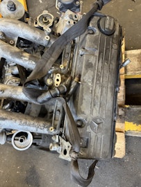 Mercedes e klass. 86-96 M102.982
