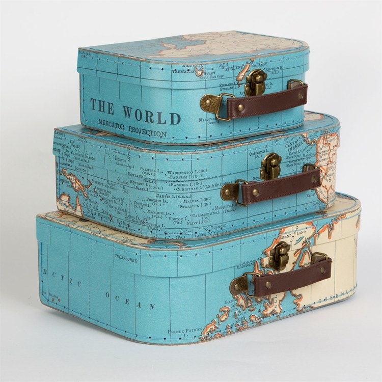 Underbara väskor med kartmotiv från Sass & Belle