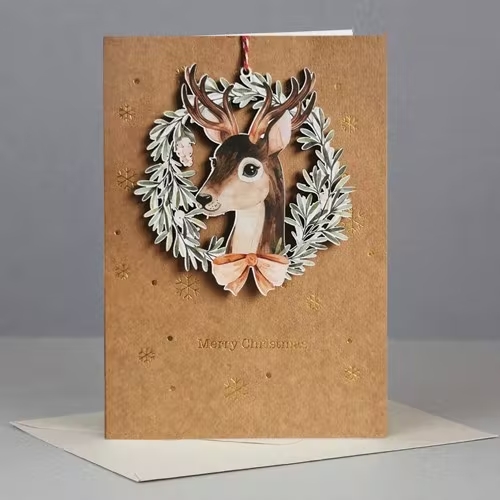 Julkort med kuvert och träfigur- Renen (Fraktfritt)