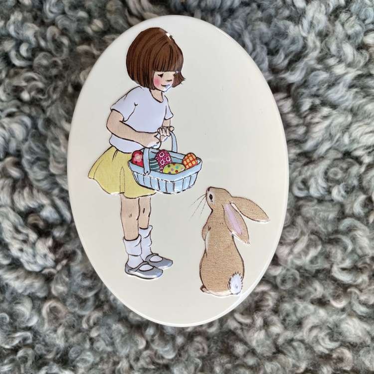 Påskäggsburkar (plåt) - Belle & Boo -10,5 cm (4 olika motiv att välja bland)