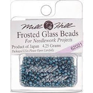 Frosted Glass Beads - Broderikorgen