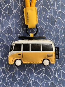 BUSS, Buscharm/Bagcharm - Väskdekoration Gul/Vit