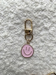 SMILE, rosa - NYCKELRING