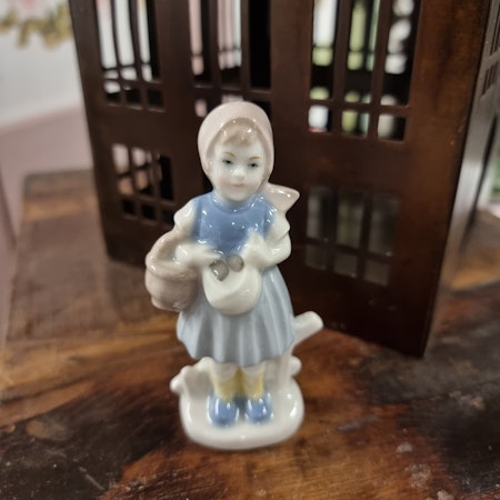Porslinsfigur