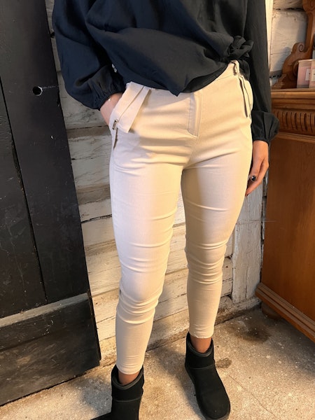 Byxa Thelma strech beige