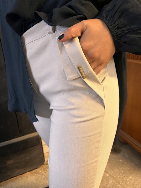 Byxa Thelma strech beige