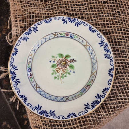 Handmålade assietter 18cm, Calyx Ware