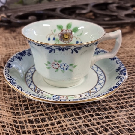 Handmålad kaffekopp m. fat, Calyx Ware