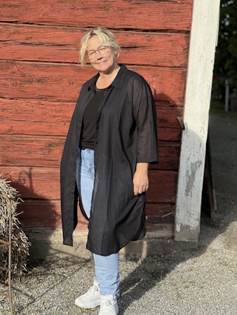 Skjorta Saige svart
