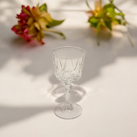 Litet glas på fot