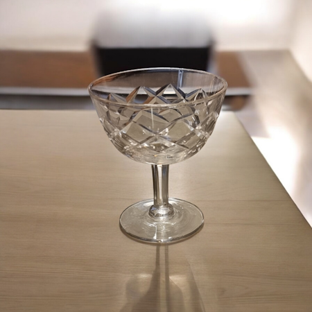 Vackert glas på fot