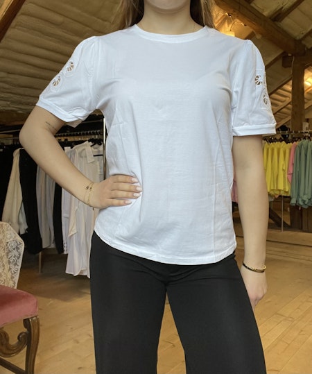Broderad Blus Cornelia