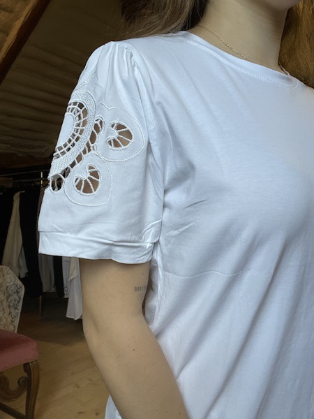 Broderad Blus Cornelia