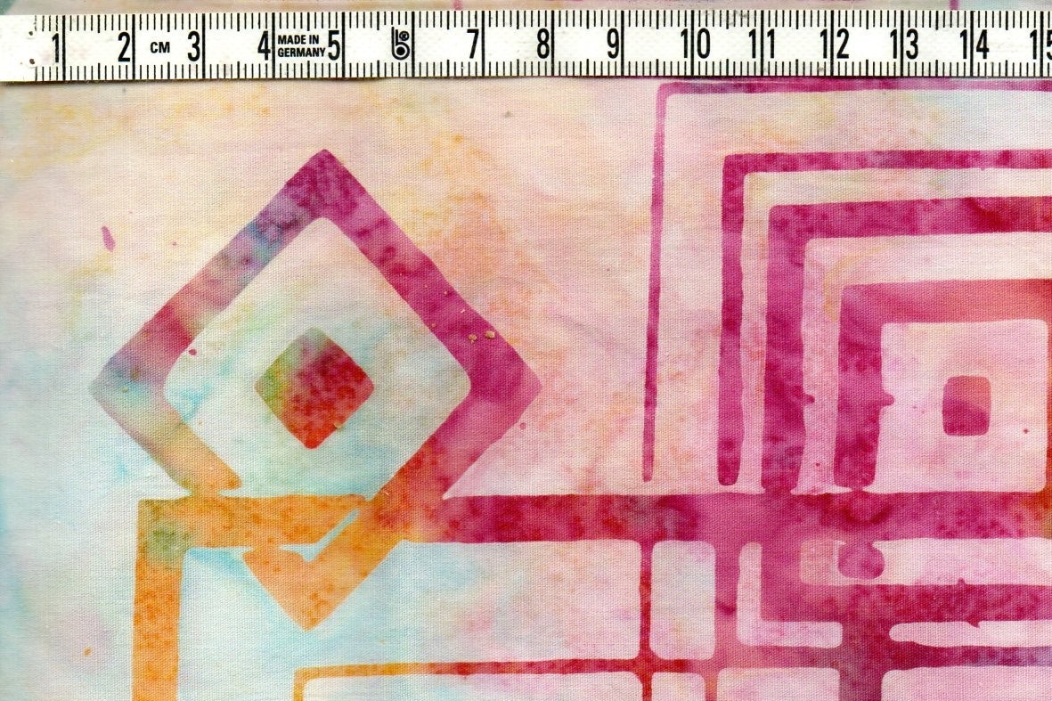Soft explosion. Blekt men brutalt. Batik bomull 110 cm