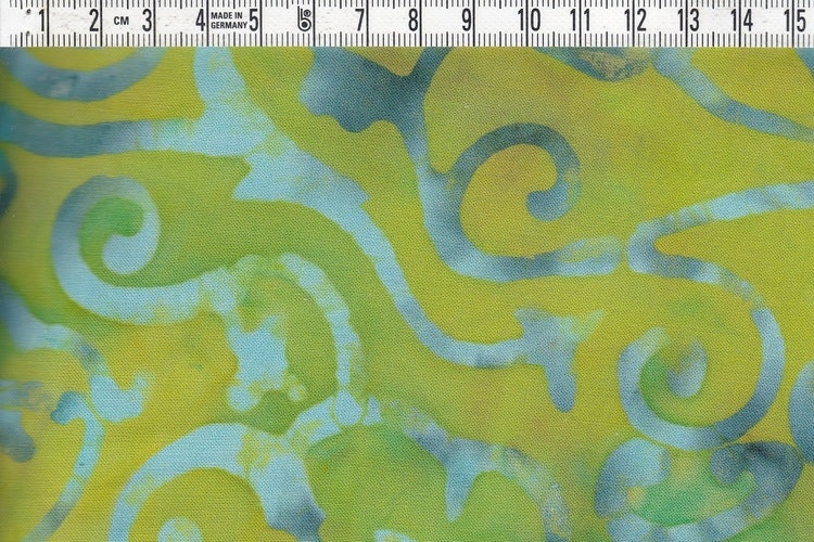 Stuvbit! Mjuk limegrön och turkos ornamentik – Viskos Batik 140 cm bred, 90 cm lång