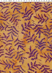Gul-brun-beige med lila blad. Kräppad viskos