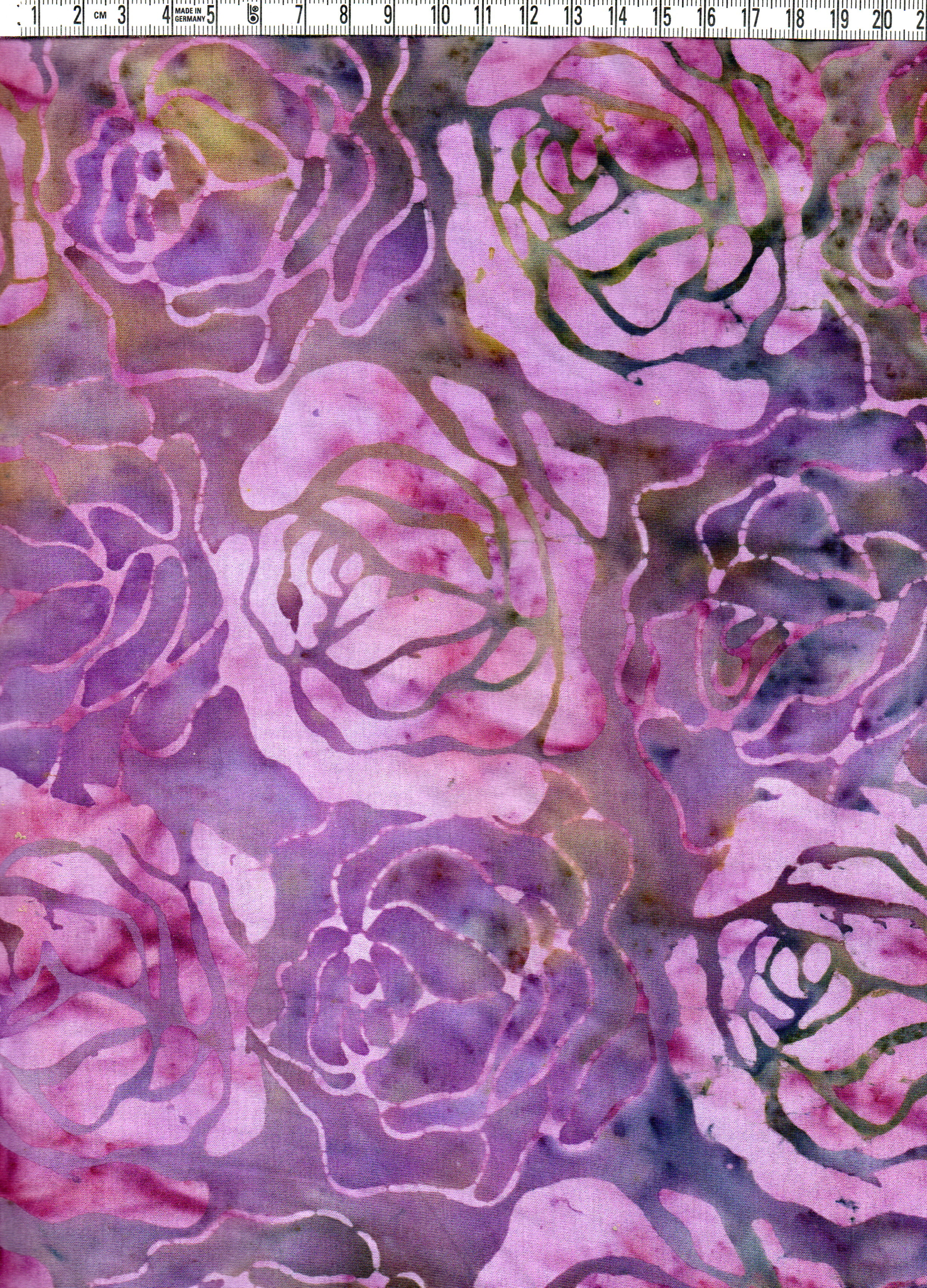 Stuvbit! Rose garden i lila. Bomullsjersey.  100% bomull. Bredd 140 cm, 90 cm lång.