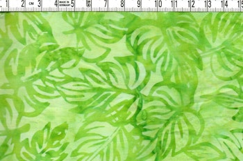 Friska, fräscha gröna färger. Bomullsbatik bredd 110 cm
