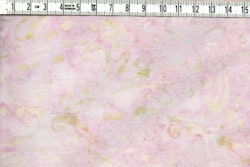 Ljus, blek rosa med diskreta mönster.  Batik Viskos  ca130 cm