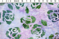 Gröna & lila rosor på lila-blåflammig botten. Bomull 110 cm