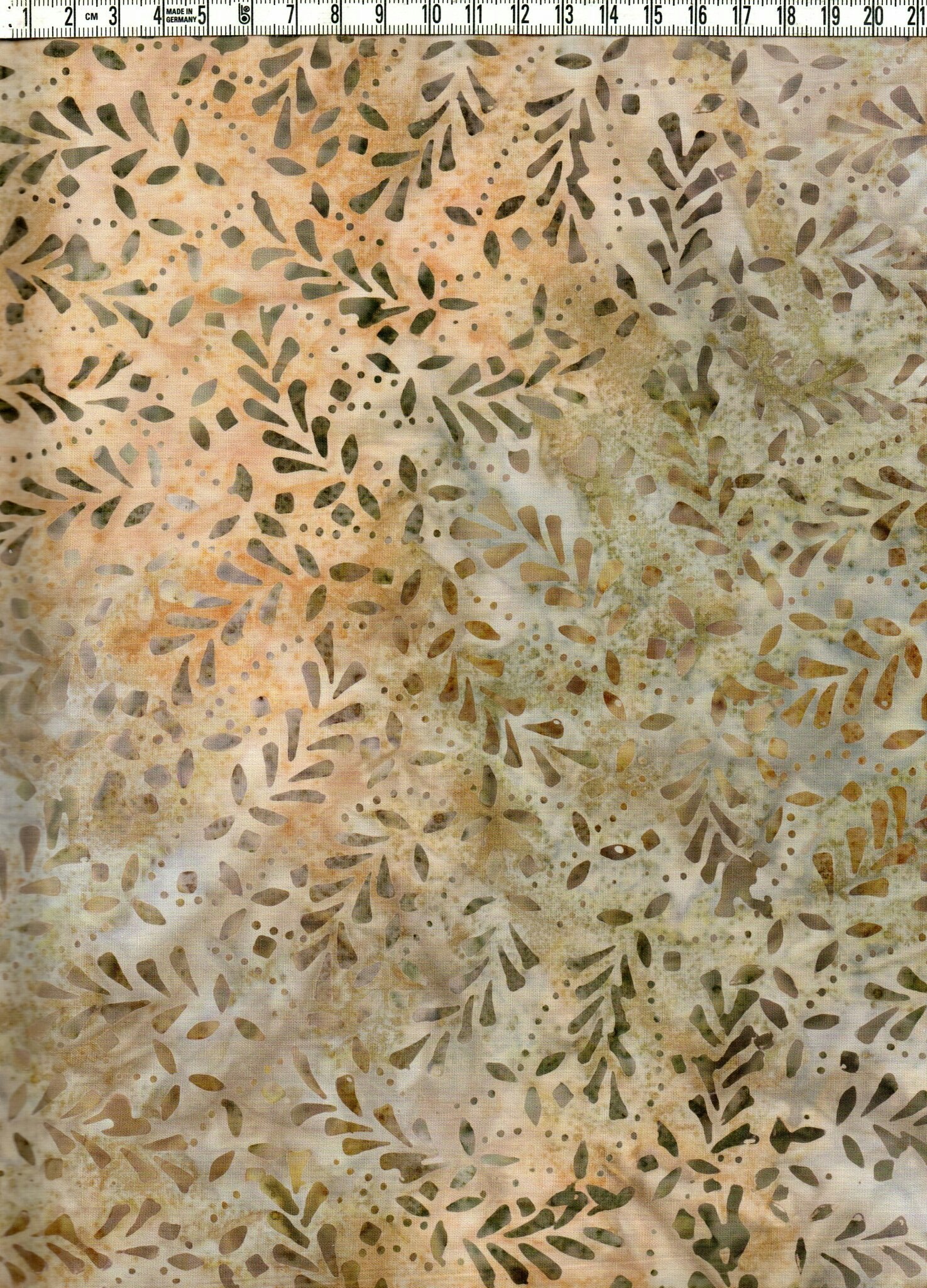 Exklusivt batiktyg i lugna harmoniska färger. Batik bomull