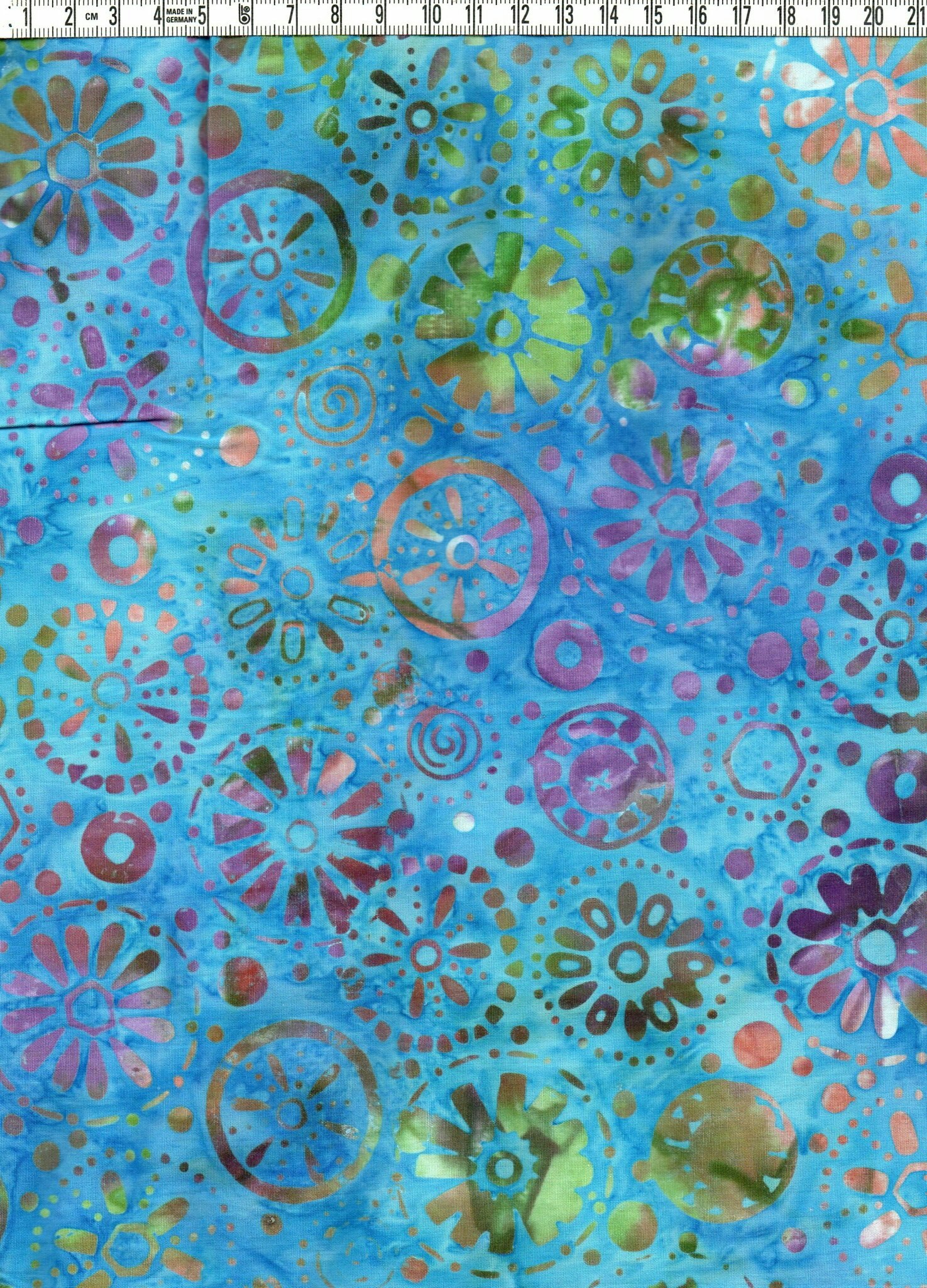 Blåflammigt och helt underbart. Batik bomull 110 cm