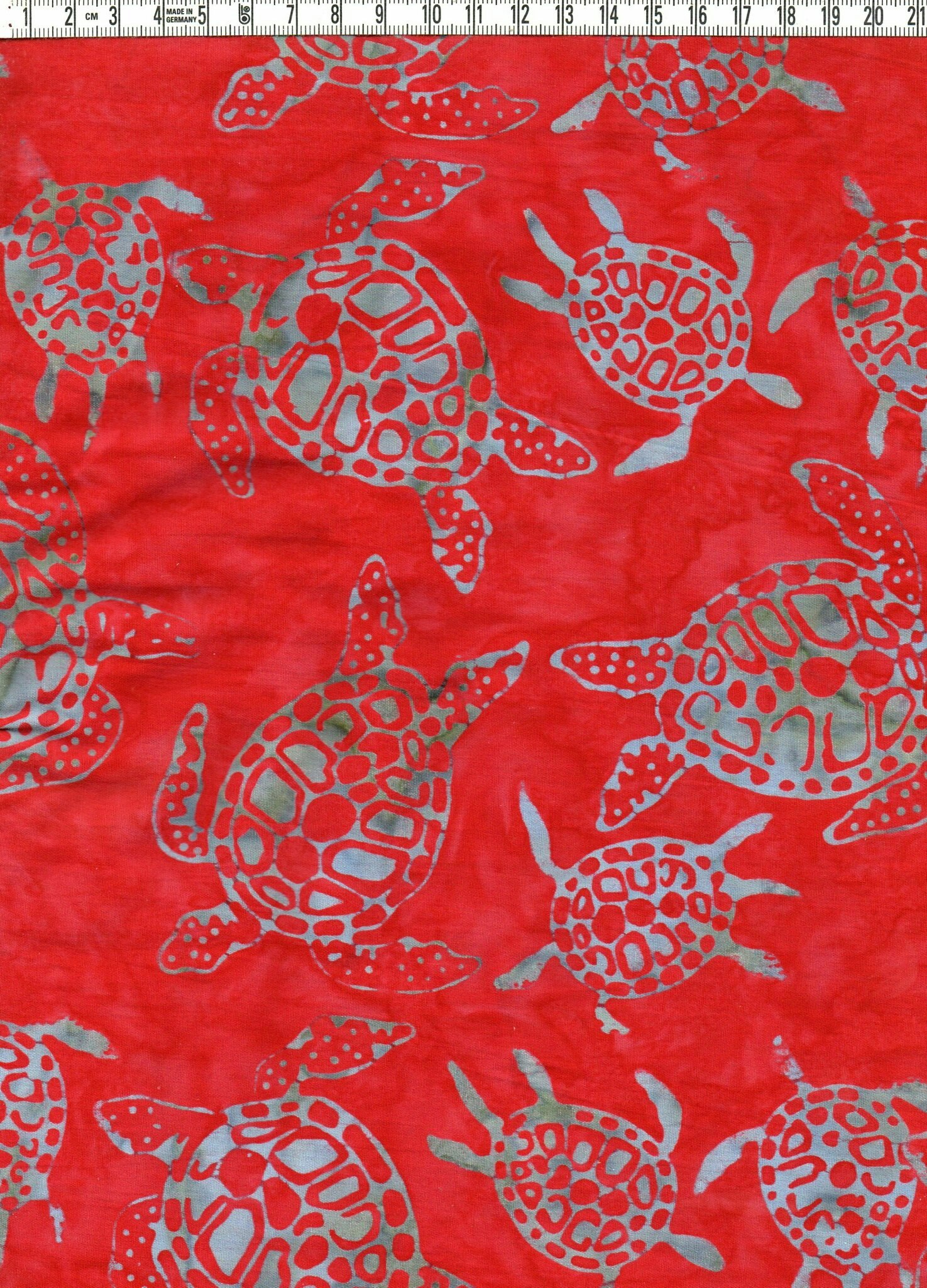 Sköldpaddor i röda havet. Haha. Batik bomull 110 cm