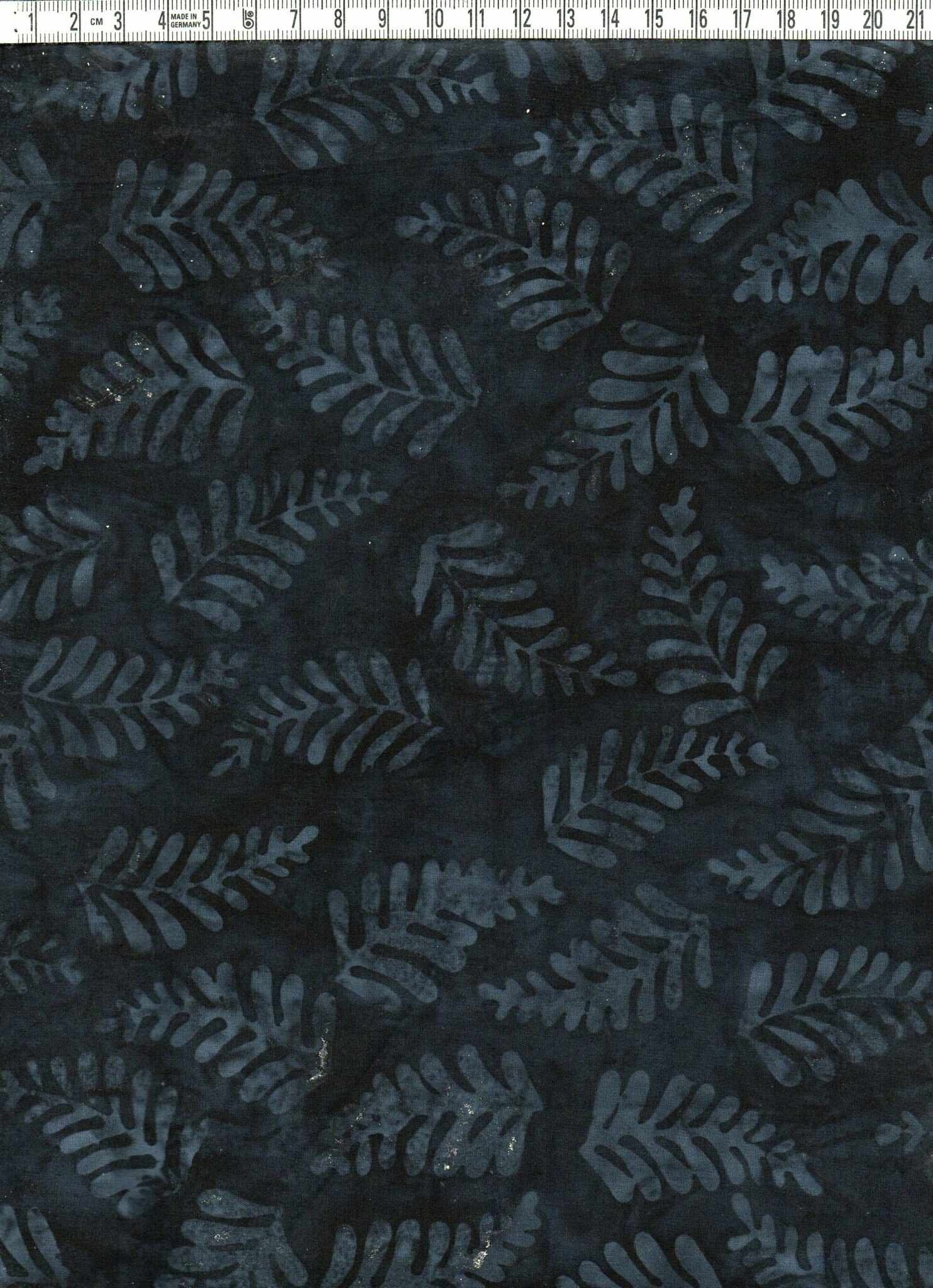 Midnight Special serien 20 tyger. Batik bomull 110 cm