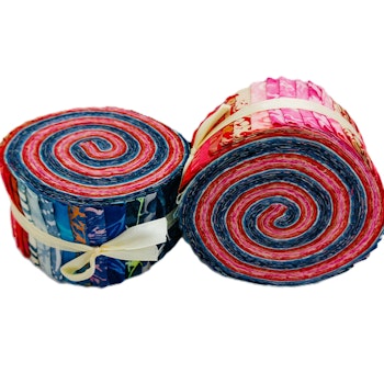 Red & Royal. Batikrulle med 40 st 2,5 inch remsor.