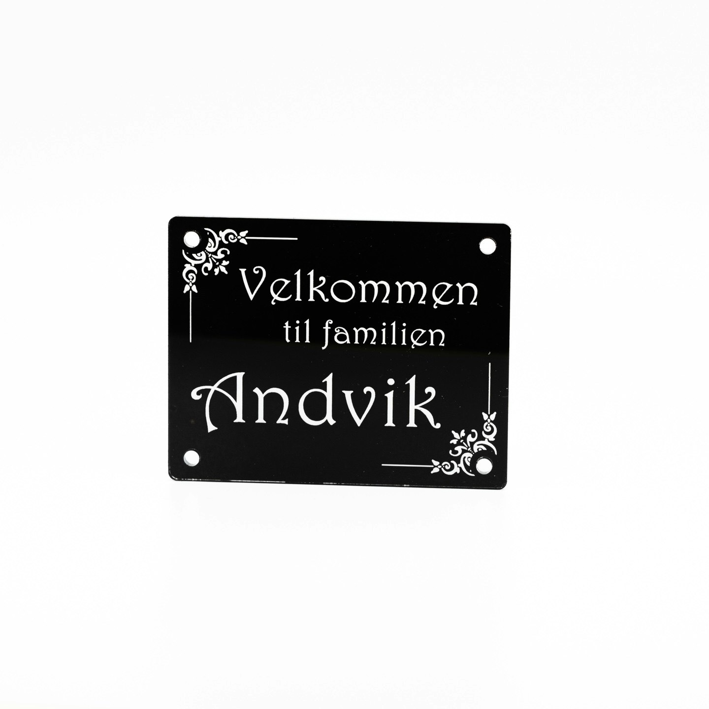 Dørskilt inkl. avstandstykker