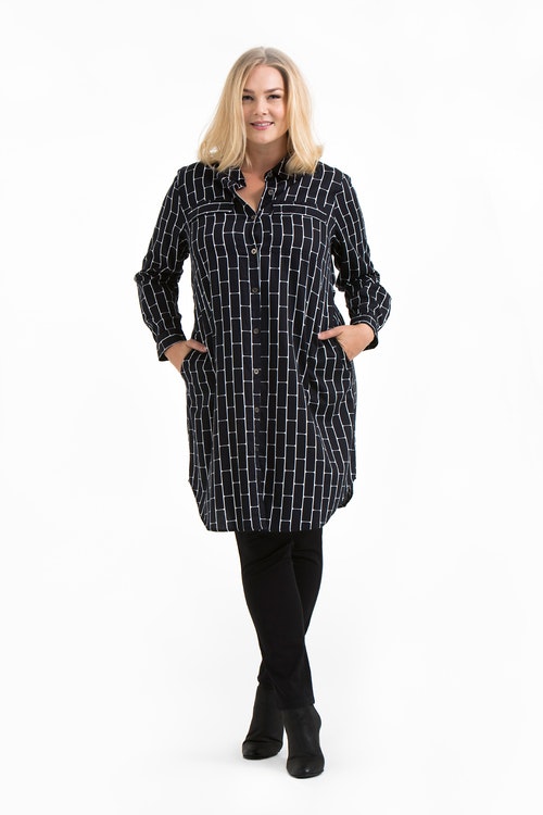 Ronja shirt/dress Brick black/white