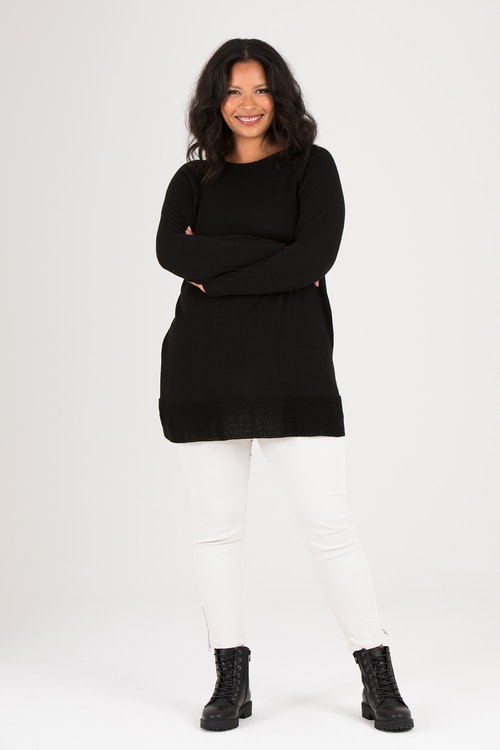 Lilja sweater black