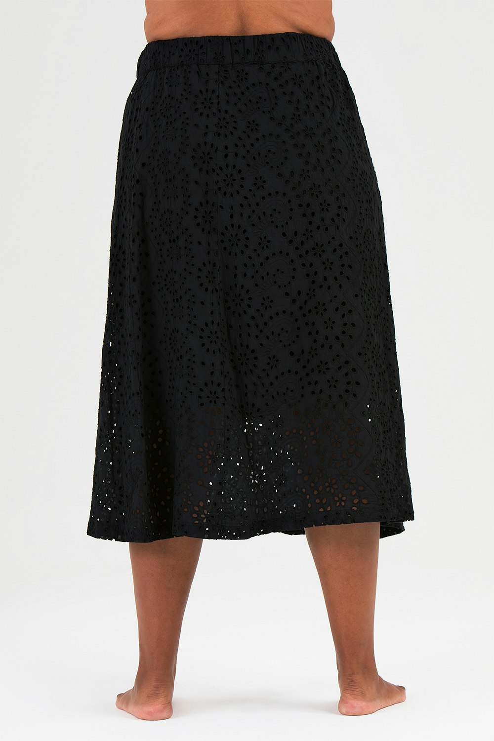 Nio skirt black embroidery