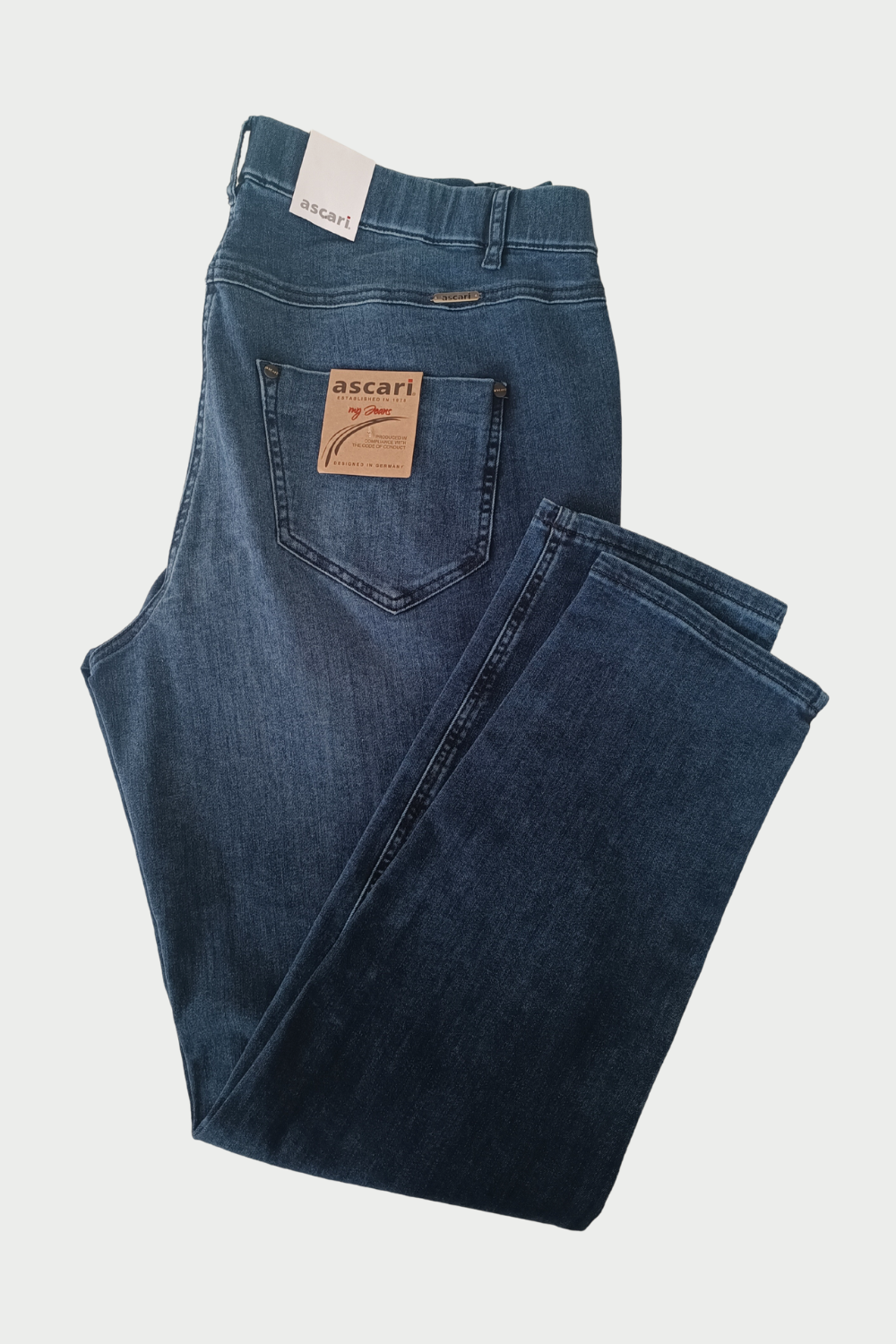 Pamela jeans 4975 / 781 mörkblå