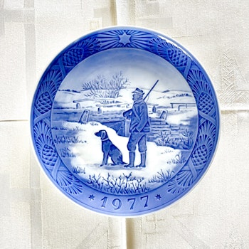 Jultallrik 1977 Royal Copenhagen ”Immervad bro”