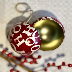 Öppningsbar julgranskula metall Emma Bridgewater HO HO HO