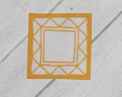 Liten gul duk ca 35 x 35 mm
