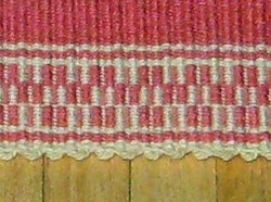 Ripsmatta rosa, ca 180 mm lång